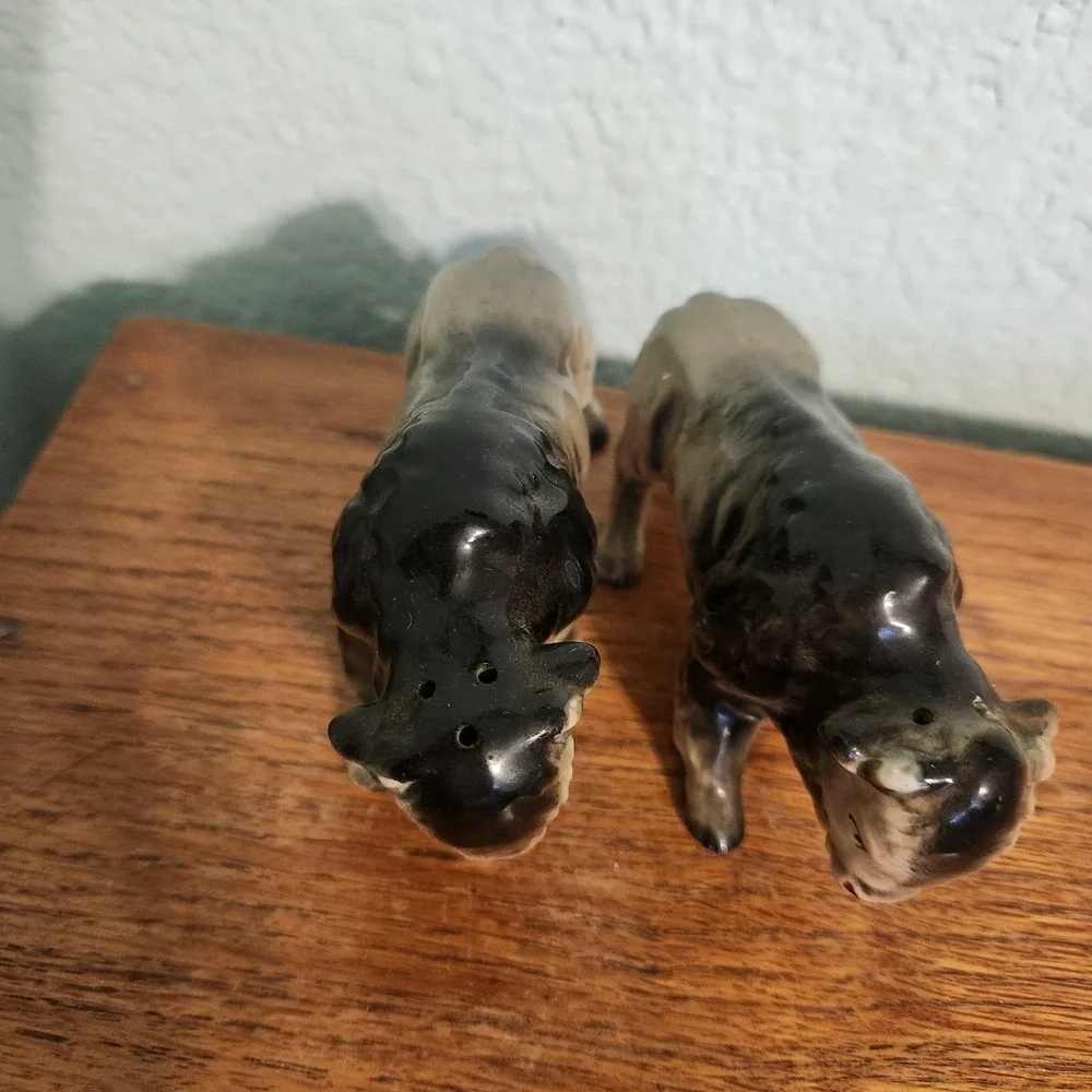 Relco Japan Salt‎ Pepper Shakers Buffalo Bison Vintage 1963 Ceramic Pair